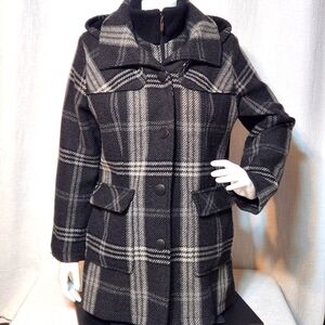 Fleet Street Wool Blend Plaid Hooded Coat Large Black and White Zippered Snaps